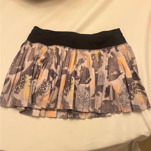 Lululemon Pleated Skort- Vintage Print! Size 6
